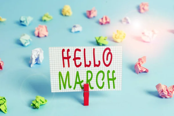 Escrita de mão conceitual mostrando Hello March. Foto de negócios apresentando composição musical geralmente em duplo ou quádruplo com batida Colorido varinha retângulo em forma de papel azul fundo . — Fotografia de Stock