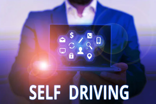 Escrita de mão conceitual mostrando Self Driving. Texto da foto do negócio Veículo autônomo Capacidade de navegar sem entrada de huanalysis . — Fotografia de Stock