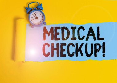 Kelime yazma metin Tıbbi Checkup. Kapsamlı fiziksel muayene için iş konsepti çeşitli testler içerir.