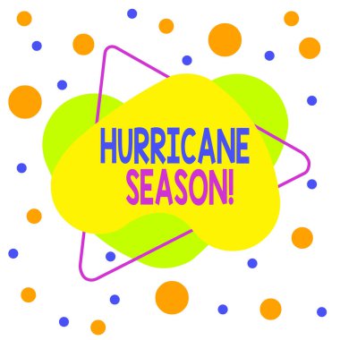 Kelime yazma kasırgası sezonu. Çoğu tropikal kasırganın asimetrik düzensiz biçim biçimi şeklindeki nesnenin çoklu renk tasarımını geliştirmesinin beklendiği zaman için iş konsepti.