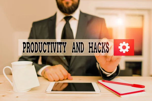 Texte manuscrit Productivité Hacks. Concept signifiant astuces que vous obtenez plus fait dans la même quantité de temps Homme vêtements habillement formel présentation présente utilisation salut technologie smartphone . — Photo