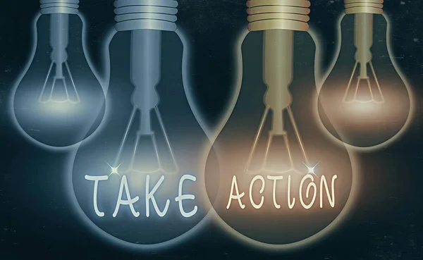 Slovo psaní textu Take Action. Obchodní koncept pro něco udělat nebo jednat s cílem získat konkrétní výsledek. — Stock fotografie