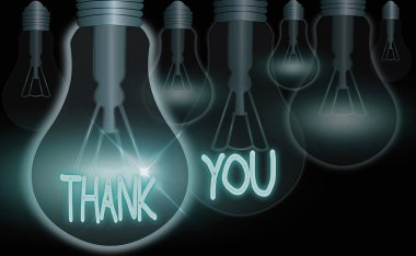 Teşekkür eden kavramsal el yazısı. İş fotoğrafı metni hediye veya hizmet kabul ederken kullanılan kibar bir ifade.