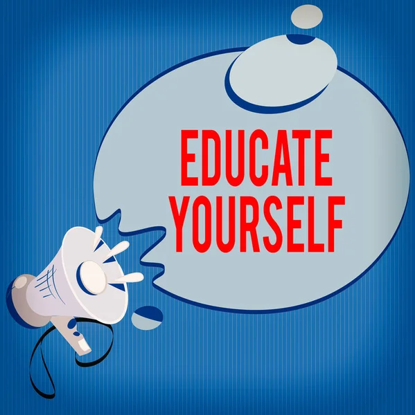 Textschild mit der Aufschrift Educate Yourself. Konzeptfotos bereiten Sie sich oder jemand in einem bestimmten Bereich oder Thema Megaphon mit Sound Effect-Symbol und Blank Round Halftone Thought Bubble. — Stockfoto