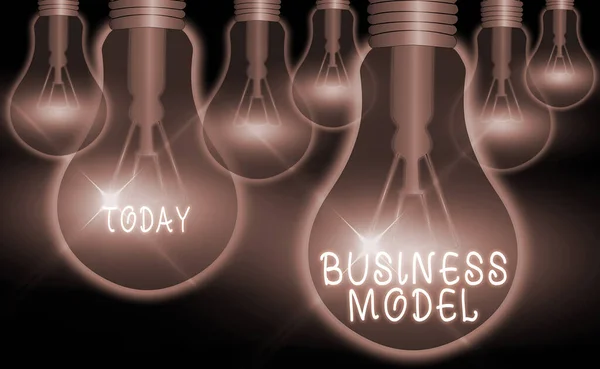 Woord schrijven tekst Business Model. Bedrijfsconcept voor model dat laat zien hoe een bedrijf opereert om meer winst te genereren. — Stockfoto