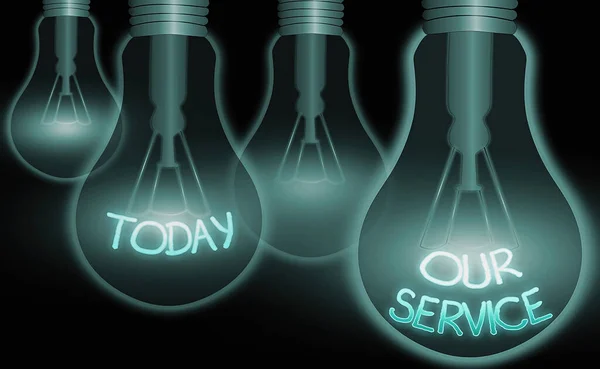Handstilstext Vår service. Begreppet "hjälp till allmänheten med en särskild uppsättning färdigheter". — Stockfoto