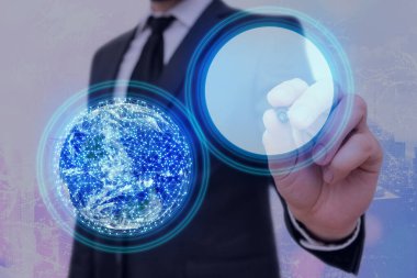 Global Teknoloji İnternet İş Ağı, Dünya 'daki Telekomünikasyon Kripto Para Birimi, Engelleme Zinciri ve Bir sürü şey. Gezegenin panoramik görüntüsü. Bu görüntünün elementleri NASA tarafından desteklenmektedir.