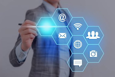 Web Arama Veri Bilgileri Fütüristik Teknoloji Bilgi Düz Element Simgesi. En Son Dijital Bilgisayarlaştırma Ağı Bağlantı İletişim İş Finansal Kavramı.