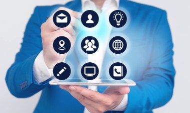 En Son Dijital Teknoloji, Sosyal Medya, Ağ Bağlantısı, İletişim, İşletme, Mali Konsept.