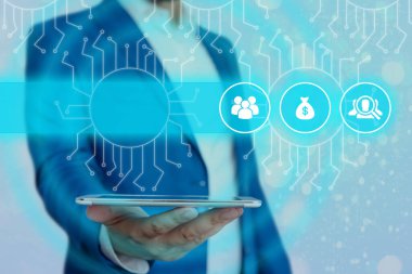Web bağlantısıyla bilgisayarlara uzaktan erişim ve kontrol sağlandı. Sistem Yöneticisi Sorunları Düzeltmeye, Yazılım Kurulumuna, Veri Yapılandırma Aletleri Ayarlarına Yardım Eder.