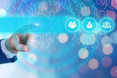 Web bağlantısıyla bilgisayarlara uzaktan erişim ve kontrol sağlandı. Sistem Yöneticisi Sorunları Düzeltmeye, Yazılım Kurulumuna, Veri Yapılandırma Aletleri Ayarlarına Yardım Eder.