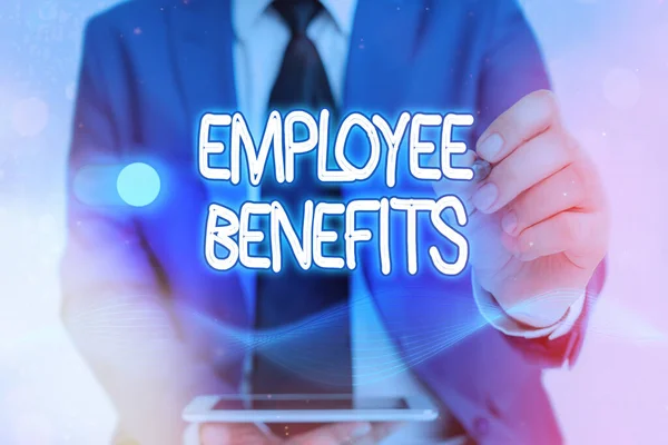 Nota escrita que muestra los beneficios de los empleados. Foto comercial que muestra la forma de compensación pagada por los empleadores a los trabajadores . —  Fotos de Stock
