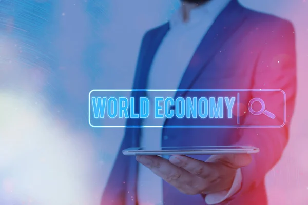 Texte manuscrit World Economy. Concept signifiant commerce international de produits et services dans le monde entier . — Photo