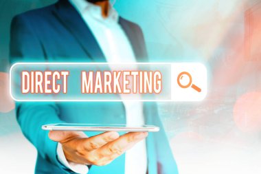 El yazısı Doğrudan Pazarlama. Kavram, hizmetleri doğrudan halka satma işi anlamına gelir.