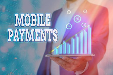 El yazısı cep telefonu ödemeleri. Akıllı telefondan işlenen finansal işlemin konsepti.