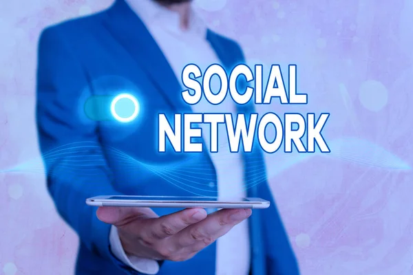 Handskrift text Socialt nätverk. Begreppet "en ram för individ som är knuten till ett interinstitutionellt förhållande". — Stockfoto