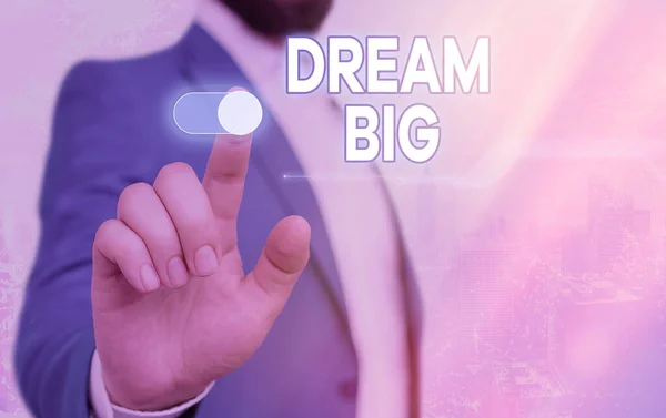 Handschrift tekst Dream Big. Concept betekent positieve houding om zichzelf te motiveren om hogere doelen na te streven en te bereiken. — Stockfoto