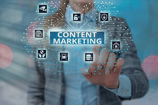 Handschrift tekst schrijven Content Marketing. Concept betekent het creëren en delen van online materiaal. — Stockfoto