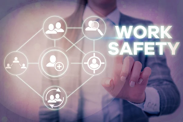 Tekst pisania słów Bezpieczeństwo pracy. Koncepcja biznesowa środków zapobiegawczych stosowanych przez przedsiębiorstwa w celu ochrony zdrowia pracowników. — Zdjęcie stockowe