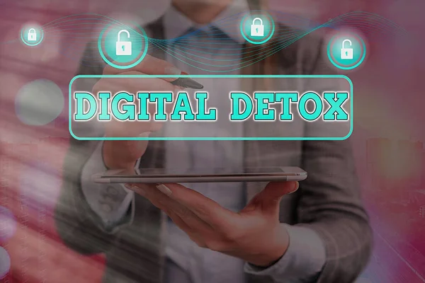 Tekst schrijven Digital Detox. Bedrijfsconcept voor het verbieden van het gebruik van elektronische en digitale apparatuur. — Stockfoto