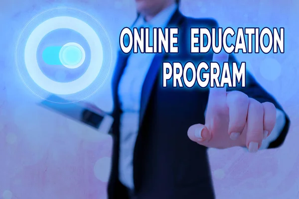 Εννοιολογική γραφή χέρι δείχνει Online Εκπαιδευτικό Πρόγραμμα. Επιχειρηματική φωτογραφία προβάλλοντας μαθήματα ανάπτυξης λογισμικού και προγραμματισμού. — Φωτογραφία Αρχείου