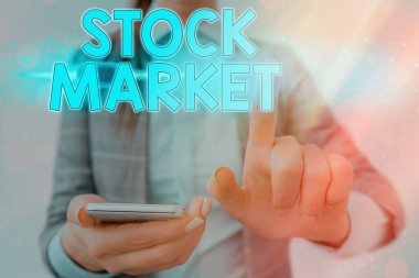 Sözcük yazma borsası. Finansal yatırım ve ekonomi eğilimlerine yönelik iş konsepti.