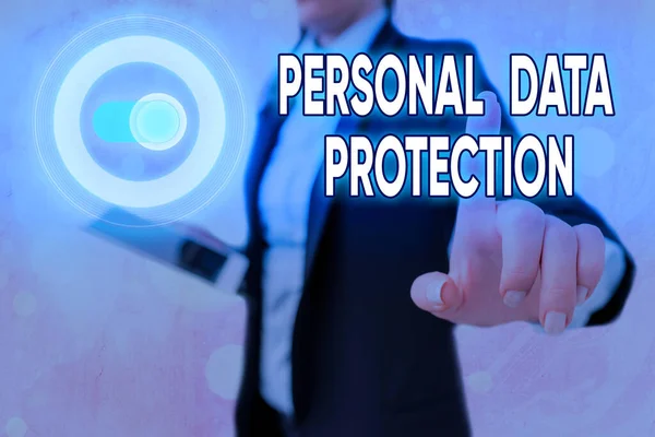 Scrittura concettuale a mano che mostra la protezione dei dati personali. Foto aziendale che mostra la protezione e l'identificazione di informazioni individuali per il sistema di sicurezza . — Foto Stock