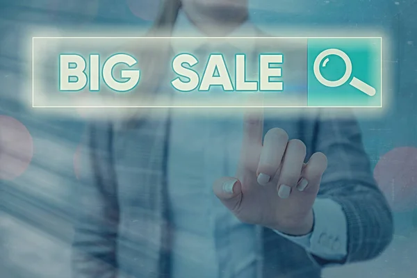 Текст написання слів Big Sale. Концепція бізнесу для масового комерційного заходу, де товари продаються за зниженою ціною . — стокове фото