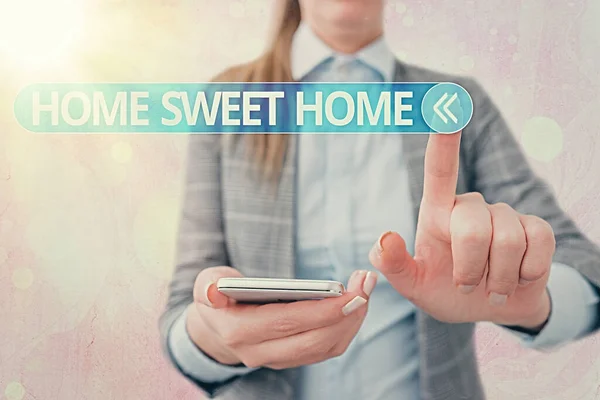 Handskrift text skriva Home Sweet Home. Begreppet mening Välkommen tillbaka behaglig varm, lättnad, och glada hälsningar. — Stockfoto
