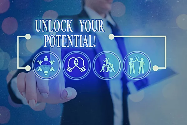 Conceptuele handschrift waaruit blijkt Unlock Your Potential. Zakelijke foto tekst Mentor, coach en een ander leidt een individu om verborgen talent te openen. — Stockfoto