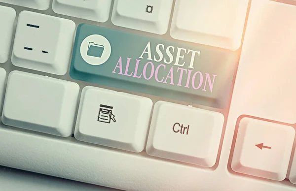 Handschrift tekst schrijven Asset Allocation. Concept betekent proportie en uitvoeringsstrategie om voordeel te halen uit. — Stockfoto