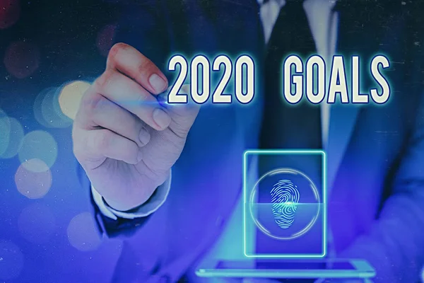 Notatka opisująca cele na rok 2020. Zdjęcie biznesowe przedstawiające ukierunkowaną listę ambicji, które muszą zostać zrealizowane w ciągu roku. — Zdjęcie stockowe