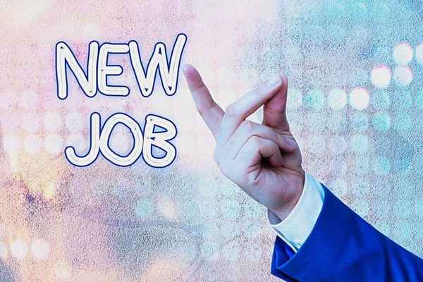 Skriva lapp som visar New Job. Företagsfoto visar upp börjar på nytt karriär med den givna möjligheten eller anställning. — Stockfoto
