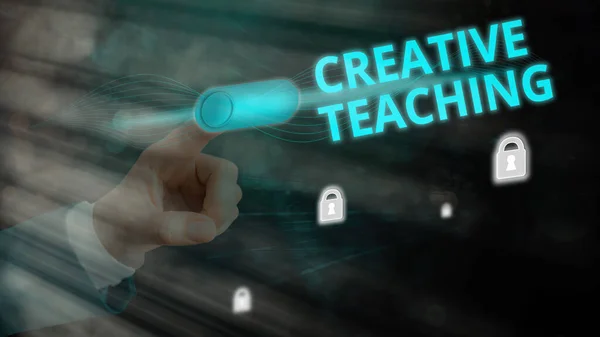 Handskriftstext Kreativ undervisning. Begreppet betyder handling coaching på ett nytt sätt som främjar tillväxt. — Stockfoto