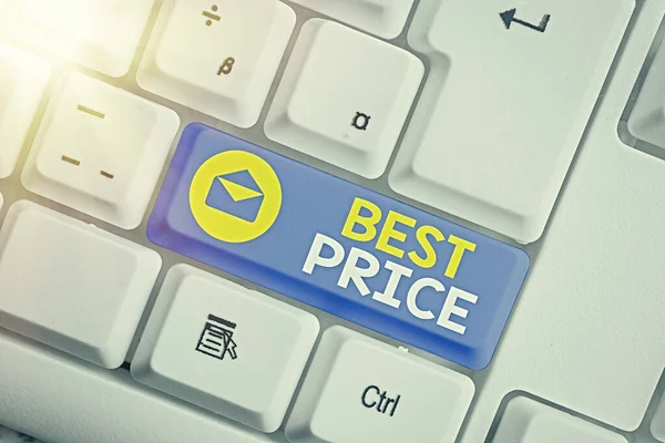 Segno di testo che mostra il miglior prezzo. Foto concettuale il costo più premuroso di un prodotto dato ai clienti . — Foto Stock