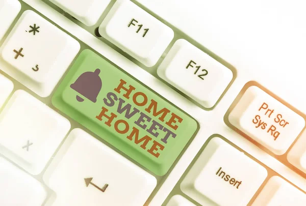 Skrivanteckning som visar Home Sweet Home. Företagsfoto showcasing Välkommen tillbaka behaglig varm, lättnad, och glada hälsningar. — Stockfoto