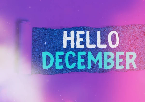 Texto de caligrafía Hola diciembre. Concepto que significa saludo utilizado al dar la bienvenida al duodécimo mes del año . — Foto de Stock