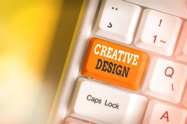 Nota de escrita mostrando Design Criativo. Foto de negócios mostrando um elemento visual que satisfaz seu principal objetivo . — Fotografia de Stock