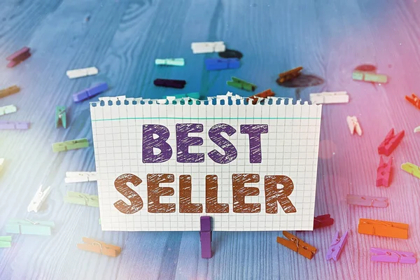 Schreiben Notiz zeigt Bestseller. Business-Foto, das einen hochpreisigen Rohstoff zeigt, der in großen Mengen produziert wird. — Stockfoto