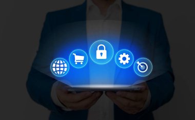 Web bağlantısıyla bilgisayarlara uzaktan erişim ve kontrol sağlandı. Sistem Yöneticisi Sorunları Düzeltmeye, Yazılım Kurulumuna, Veri Yapılandırma Aletleri Ayarlarına Yardım Eder.