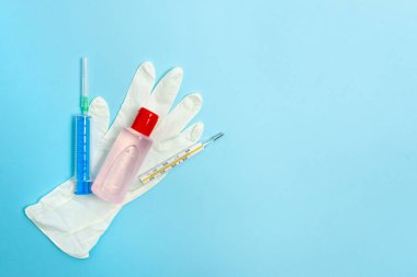 Koruyucu Bariyer Enfeksiyonunu Önlemek İçin Birincil Tıbbi Teçhizat. Sağlık Koruma ve Etkili Dokunulmazlık Konsepti