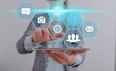Web Arama Veri Bilgileri Fütüristik Teknoloji Bilgi Düz Element Simgesi. En Son Dijital Bilgisayarlaştırma Ağı Bağlantı İletişim İş Finansal Kavramı.