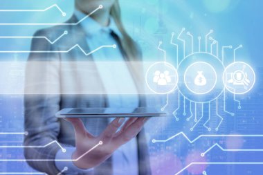 Web bağlantısıyla bilgisayarlara uzaktan erişim ve kontrol sağlandı. Sistem Yöneticisi Sorunları Düzeltmeye, Yazılım Kurulumuna, Veri Yapılandırma Aletleri Ayarlarına Yardım Eder.