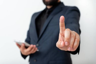 Model Giyinen İşletme Giyimi Değişik Açı Atışlar Tutucu Boş Not Defteri Kağıt Aksesuarları ve Modern Gadget