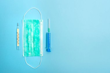 Koruyucu Bariyer Enfeksiyonunu Önlemek İçin Birincil Tıbbi Teçhizat. Sağlık Koruma ve Etkili Dokunulmazlık Konsepti