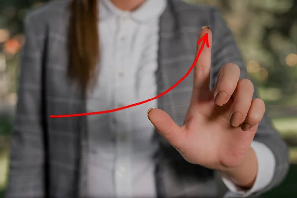 Ilustración de la curva de la punta de flecha que enfrenta el aumento ascendente que denota el desarrollo de la mejora del logro del éxito. Gráfico de flecha digital simboliza el crecimiento —  Fotos de Stock