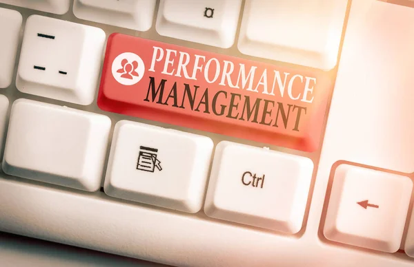 Konceptuální rukopis ukazující Performance Management. Obchodní fotografie zobrazující probíhající proces komunikace, který probíhá po celý rok. — Stock fotografie