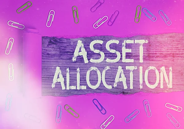 Textzeichen mit Asset Allocation. Konzeptionelle Fotopräsentation und Umsetzungsstrategie, um sich Vorteile zu verschaffen. — Stockfoto