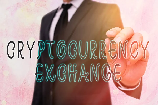 Текст для написания текста Cryptocurrency Exchange. Бизнес-концепция, позволяющая клиенту торговать цифровыми деньгами за другие активы . — стоковое фото