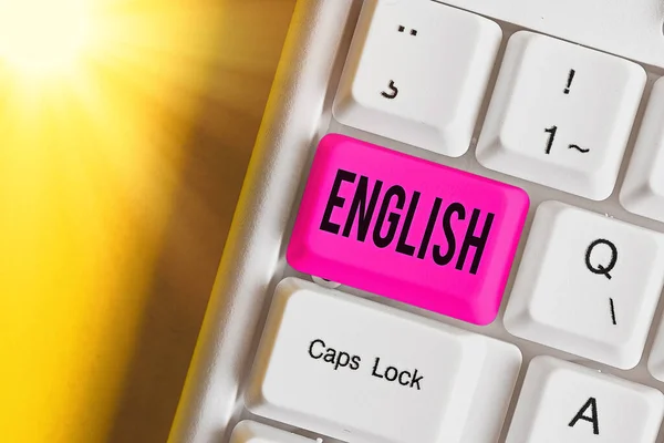 Scrittura concettuale a mano che mostra l'inglese. Foto d'affari che mostrano la possibile comunicazione tra i paesi l'unica lingua comune. — Foto Stock